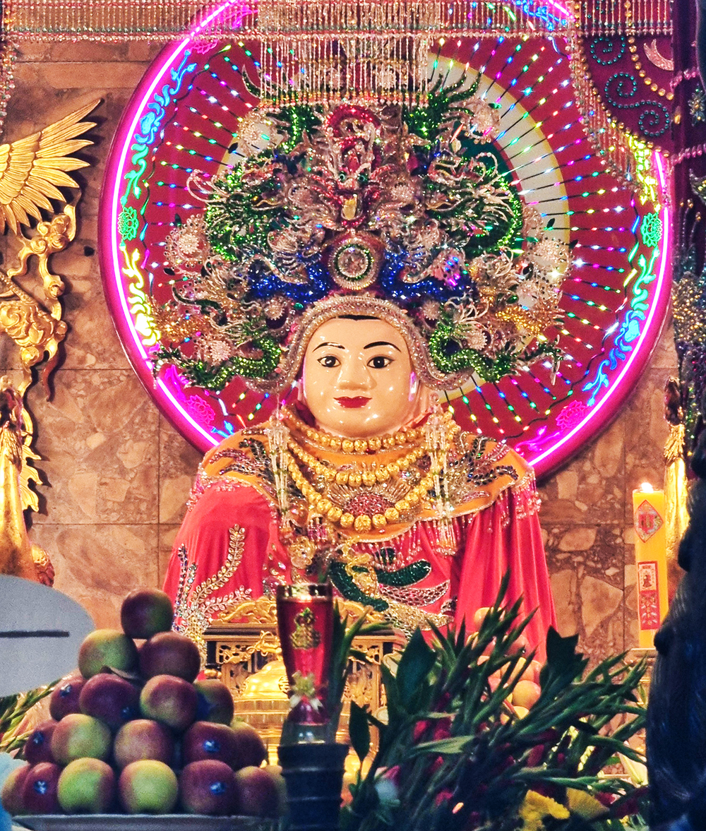 Tượng Bà Chúa Xứ